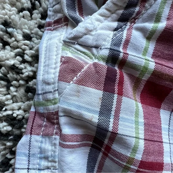 Abercrombie & Fitch Plaid Shorts Red White Casual Slightly Distressed Men’s 32 - Picture 13 of 16